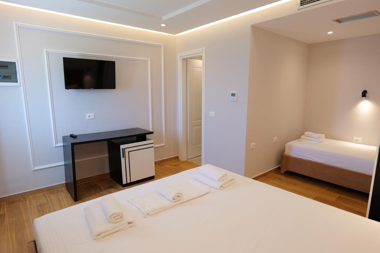 The View Hotel Ksamil Extérieur photo