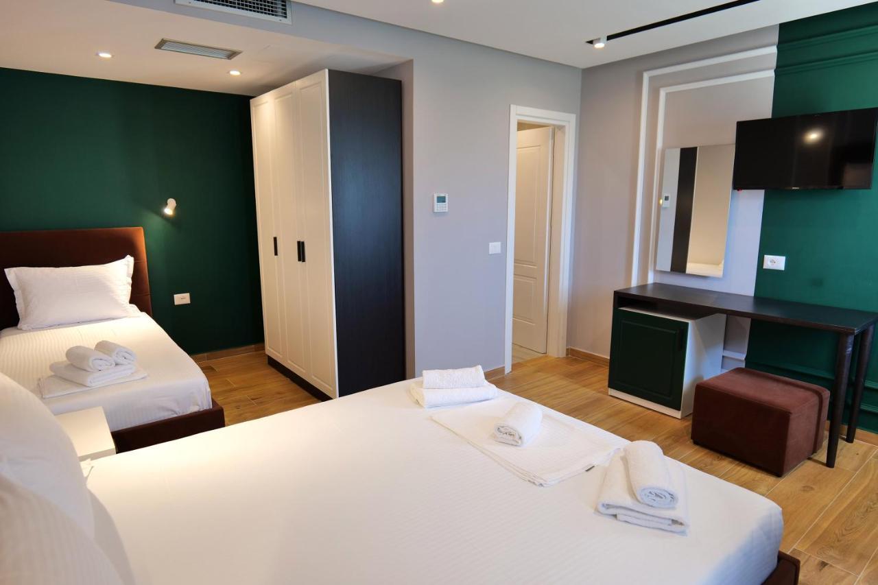 The View Hotel Ksamil Extérieur photo
