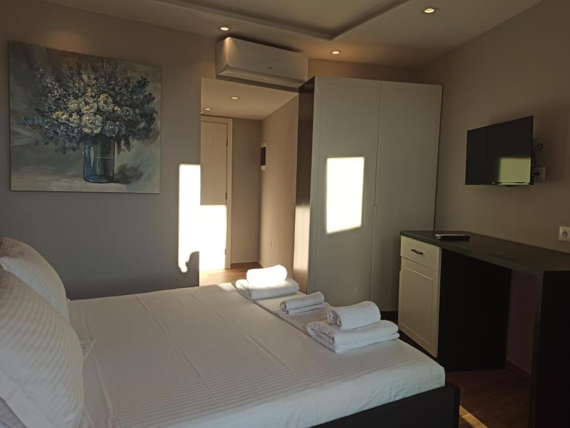 The View Hotel Ksamil Extérieur photo